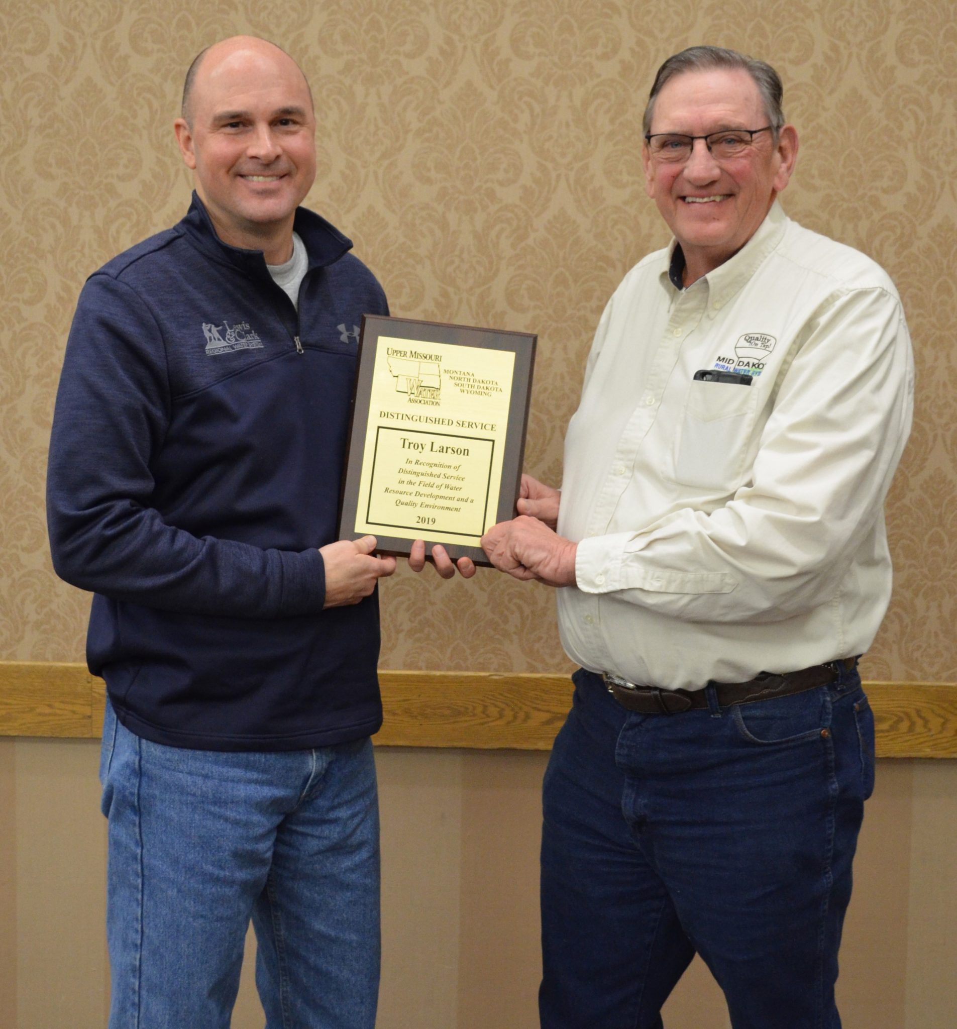 LARSON RECEIVES DISTINGUISHED SERVICE AWARD from UPPER MISSOURI WATER